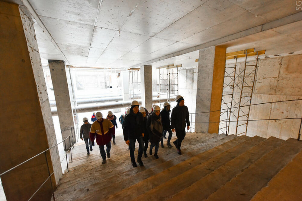 Создается «цифровой двойник» объекта, включающий не только графику, но и всю необходимую информацию о конструкциях, инженерных системах и оборудовании