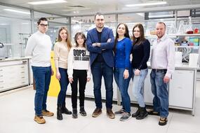 Сотрудники лаборатории нанохимии и экологии НИТУ МИСИС.